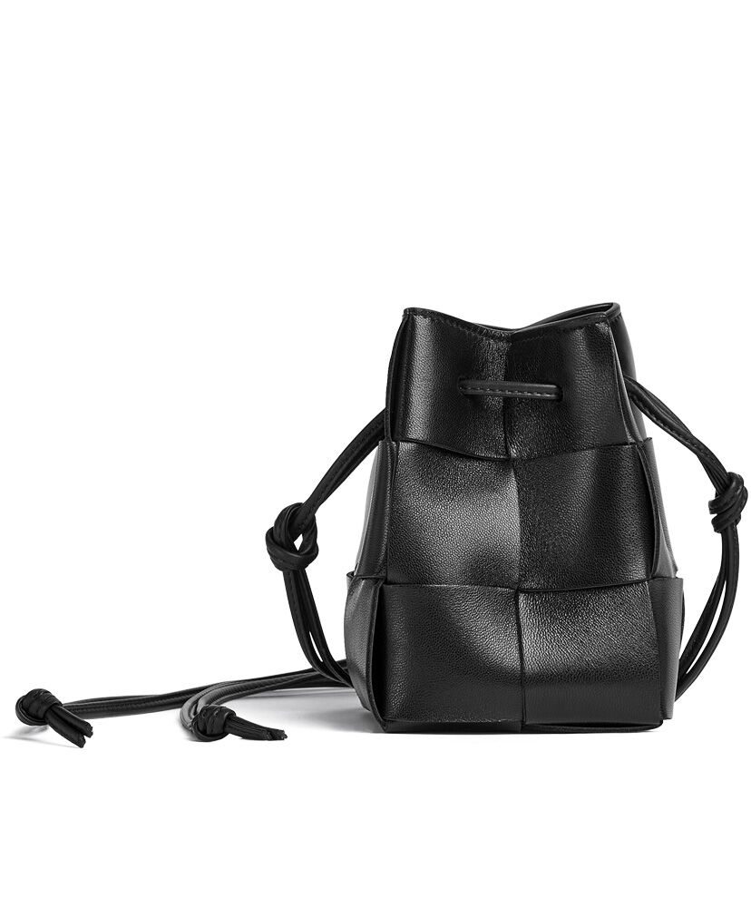 Bottega Veneta Cassette Leather Cross Body Bucket Bag Black